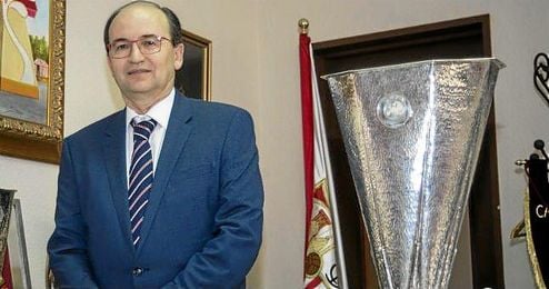 "Me parece lógico traer aquí una final", ha comentado José Castro. "Me parece lógico traer aquí una final", ha comentado José Castro.