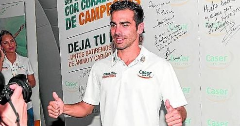 El loreño Kevin López estuvo ayer en Sevilla en un acto promocional. El loreño Kevin López estuvo ayer en Sevilla en un acto promocional.