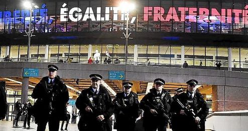 El Gobierno español enviará a la Eurocopa especialistas en explosivos (TEDAX) El Gobierno español enviará a la Eurocopa especialistas en explosivos (TEDAX)
