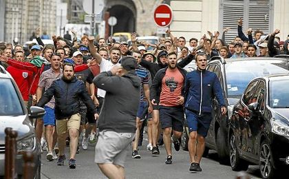 La facción de los ultras rusos durante la Eurocopa, de las más peligrosas. La facción de los ultras rusos durante la Eurocopa, de las más peligrosas.