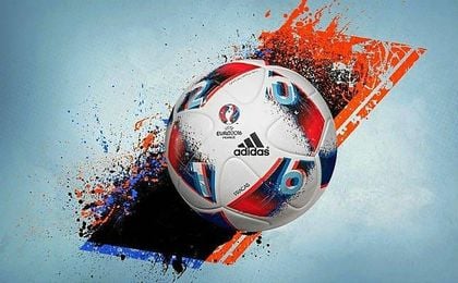 ´Fracas´, el nuevo balón de la Euro 2016. ´Fracas´, el nuevo balón de la Euro 2016.