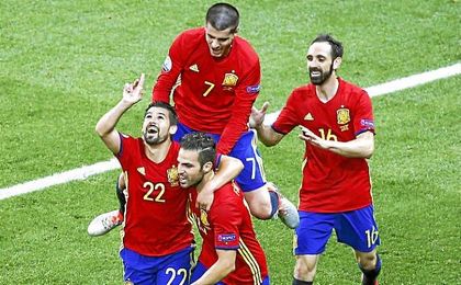 Nolito celebra su gol ante Turquía en la Eurocopa. Nolito celebra su gol ante Turquía en la Eurocopa.