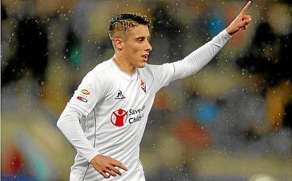 Cristian Tello con el equipo viola Cristian Tello con el equipo viola