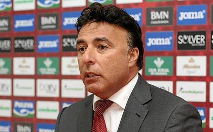 Pina desmiente el supuesto amaño del Granada - Las Palmas. Pina desmiente el supuesto amaño del Granada - Las Palmas.