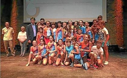 En la clausura de los Juegos Deportivos Municipales han participado 21.596 deportistas. En la clausura de los Juegos Deportivos Municipales han participado 21.596 deportistas.
