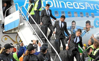 La posible renuncia de varios jugadores como Messi, Banega, Lavezzi o Di Maria, remueve los cimientos de la selección. La posible renuncia de varios jugadores como Messi, Banega, Lavezzi o Di Maria, remueve los cimientos de la selección.