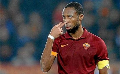 Seydou Keita de la Roma a sus 36 años para marcharse a Catar. Seydou Keita de la Roma a sus 36 años para marcharse a Catar.