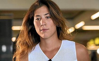 Muguruza, la pequeña de tres hermanos que soñaban con triunfar en el tenis. Muguruza, la pequeña de tres hermanos que soñaban con triunfar en el tenis.