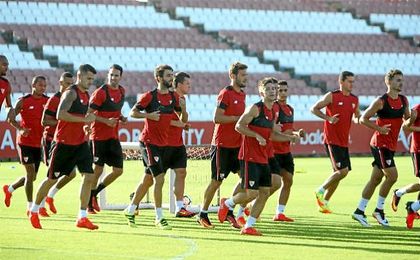 Sampaoli ha citado a 18 hombres para enfrentarse al Espanyol. Sampaoli ha citado a 18 hombres para enfrentarse al Espanyol.