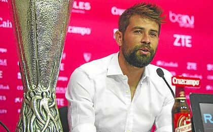 Coke fue el último español en salir del Sevilla. Coke fue el último español en salir del Sevilla.