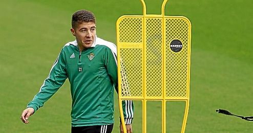 Portillo, en un entrenamiento del Betis. Portillo, en un entrenamiento del Betis.