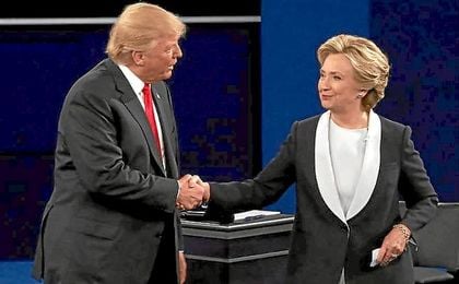 Clinton y Trump han protagonizado un tenso debate. Clinton y Trump han protagonizado un tenso debate.