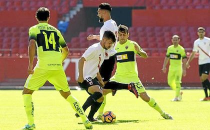 Curro e Ivi fueron los autores de los goles del Sevilla Atlético. Curro e Ivi fueron los autores de los goles del Sevilla Atlético.