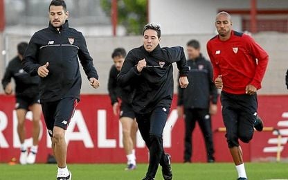 N´Zonzi centra todas las miradas. N´Zonzi centra todas las miradas.