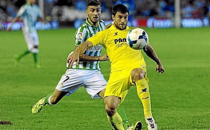 Jokic no contaba con minutos en el Villareal. Jokic no contaba con minutos en el Villareal.
