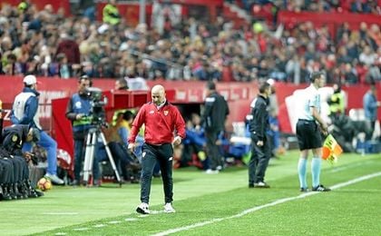 Sampaoli, durante el partido ante el Eibar. Sampaoli, durante el partido ante el Eibar.