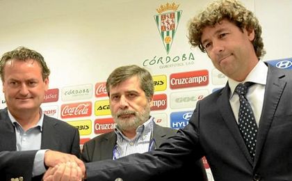 Emilio Vega ha dejado de ser director deportivo del Córdoba Emilio Vega ha dejado de ser director deportivo del Córdoba
