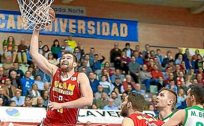 El local Radovic fue el mejor del partido. El local Radovic fue el mejor del partido.