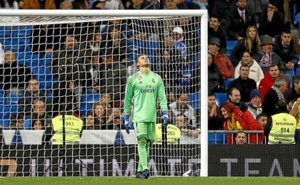 Keylor Navas se lamenta de sus fallos ante Las Palmas. Keylor Navas se lamenta de sus fallos ante Las Palmas.