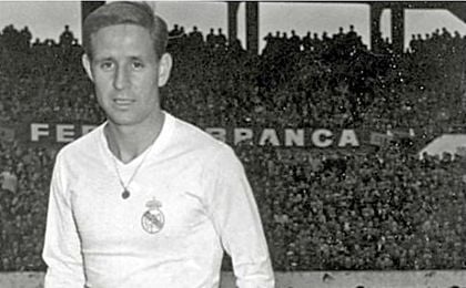 Muere Kopa, leyenda del fútbol francés y del Real Madrid Muere Kopa, leyenda del fútbol francés y del Real Madrid