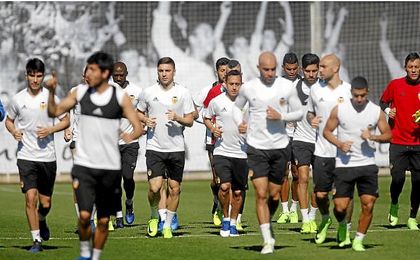 El Valencia prepara el choque frente al Sporting El Valencia prepara el choque frente al Sporting