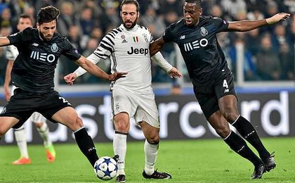 La Juventus pasa a cuartos tras tumbar al Oporto La Juventus pasa a cuartos tras tumbar al Oporto