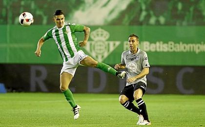 Felipe apenas cuenta para Víctor. Felipe apenas cuenta para Víctor.