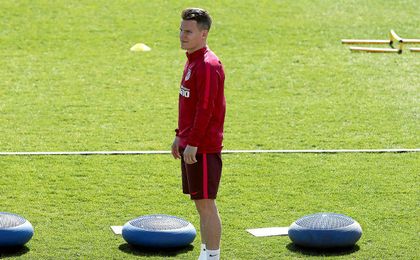 Gameiro es baja casi segura para el Málaga. Gameiro es baja casi segura para el Málaga.