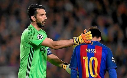 Buffon no ha encajado un gol en toda la eliminatoria. Buffon no ha encajado un gol en toda la eliminatoria.