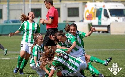 El Betis Femenino amarra la salvación con épica El Betis Femenino amarra la salvación con épica