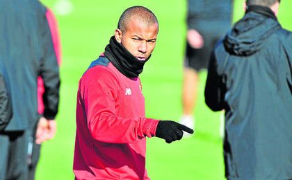 El brasileño Mariano Ferreira, durante un entrenamiento del Sevilla Fútbol Club. El brasileño Mariano Ferreira, durante un entrenamiento del Sevilla Fútbol Club.