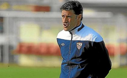Míchel, durante su etapa como técnico del Sevilla. Míchel, durante su etapa como técnico del Sevilla.