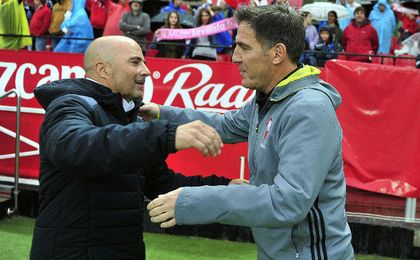 Sampaoli selañó que Berizzo es un técnico "ambicioso" y preparado para dirigir un equipo como el Sevilla. Sampaoli selañó que Berizzo es un técnico "ambicioso" y preparado para dirigir un equipo como el Sevilla.