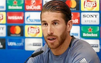 Ramos no critica los silbidos a Piqué de la Caja Mágica Ramos no critica los silbidos a Piqué de la Caja Mágica