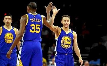 Los Warriors, primeros finalistas del Oeste tras derrotar a Utah Jazz Los Warriors, primeros finalistas del Oeste tras derrotar a Utah Jazz