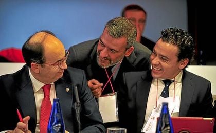 José Castro y Del Nido Carrasco, en una junta de accionistas del Sevilla. José Castro y Del Nido Carrasco, en una junta de accionistas del Sevilla.