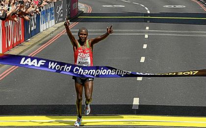 Kirui da a Kenia el quinto título mundial de maratón, Guerra decimoséptimo Kirui da a Kenia el quinto título mundial de maratón, Guerra decimoséptimo