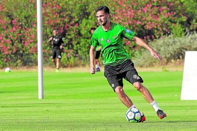 El canterano saldrá en busca de minutos de juego. El canterano saldrá en busca de minutos de juego.