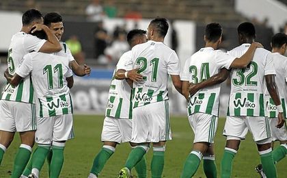 Setién le dará sitio a los más jóvenes en el primer equipo. Setién le dará sitio a los más jóvenes en el primer equipo.