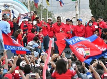En un día se agotan las entradas en Bolivia para el partido Wilstermann-River En un día se agotan las entradas en Bolivia para el partido Wilstermann-River