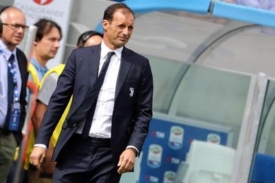 Allegri sale en defensa de Gonzalo Higuaín tras las últimas críticas Allegri sale en defensa de Gonzalo Higuaín tras las últimas críticas