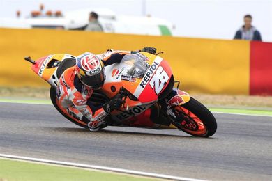 Pedrosa, Pasini y Canet imponen su ley y Rossi aguanta el tipo Pedrosa, Pasini y Canet imponen su ley y Rossi aguanta el tipo