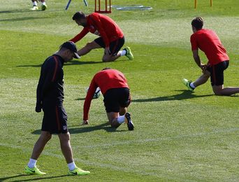 Simeone prepara el duelo con el Chelsea con todos los efectivos disponibles Simeone prepara el duelo con el Chelsea con todos los efectivos disponibles