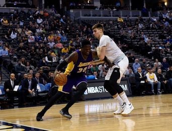 Derrotas de los Warriors y los Lakers ante los Nuggets y los Timberwolves; Juancho, 7 puntos Derrotas de los Warriors y los Lakers ante los Nuggets y los Timberwolves; Juancho, 7 puntos