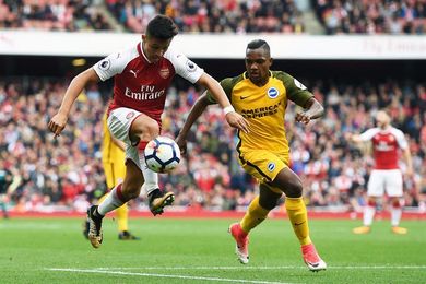 Monreal y Alexis desencallan al Arsenal Monreal y Alexis desencallan al Arsenal