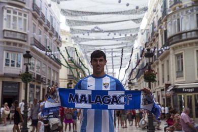 El central Diego González será operado en Barcelona de lesión de rodilla El central Diego González será operado en Barcelona de lesión de rodilla