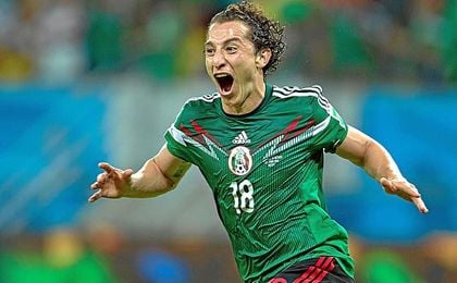 Guardado, con su selección. Guardado, con su selección.