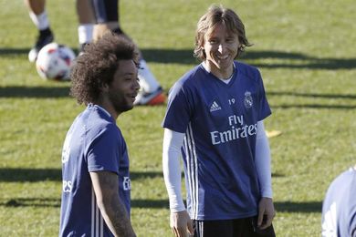 Neymar, Marcelo y Luca Modric, entre los 30 nominados al Balón de Oro Neymar, Marcelo y Luca Modric, entre los 30 nominados al Balón de Oro