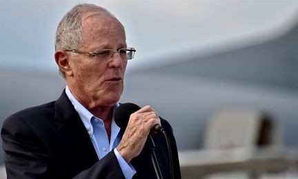 Kuczynski celebra que Perú sigue en la carrera para clasificar al Mundial Kuczynski celebra que Perú sigue en la carrera para clasificar al Mundial