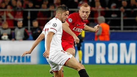 Sarabia, en un lance del partido en Moscú. Sarabia, en un lance del partido en Moscú.